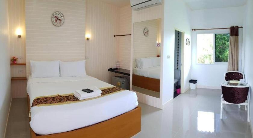 The Aam Resort Bang Sare Extérieur photo
